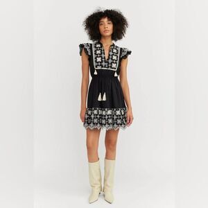 En Saison Women’s Ottis Floral Embroidered Mini Dress Black White Small NWT